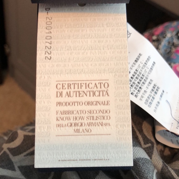 NWT Armani Jeans Logo Nero-Black Sciarpa Scarf w/Authentication Card - Picture 8 of 8